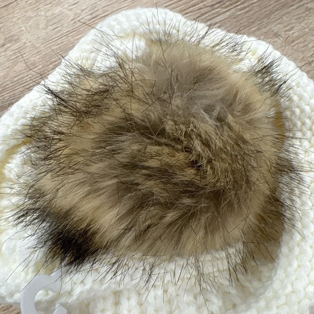 C.C Cable Knit Beanie Womens off white Faux Fur Pom Winter Hat